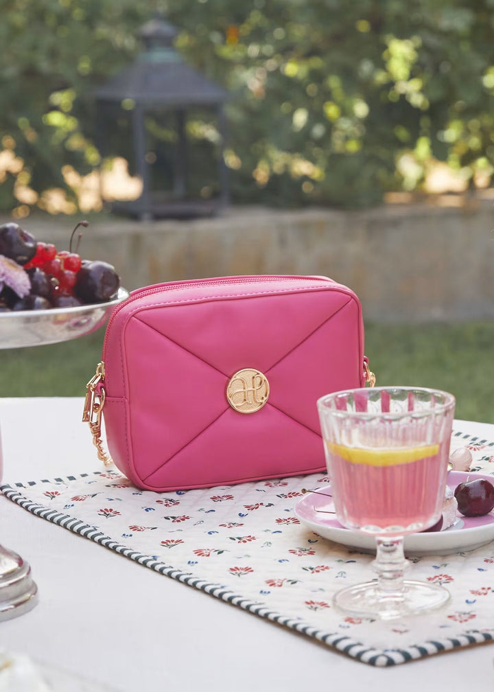 Girl Logo Quilted Bag - Fuchsia - Be Chic