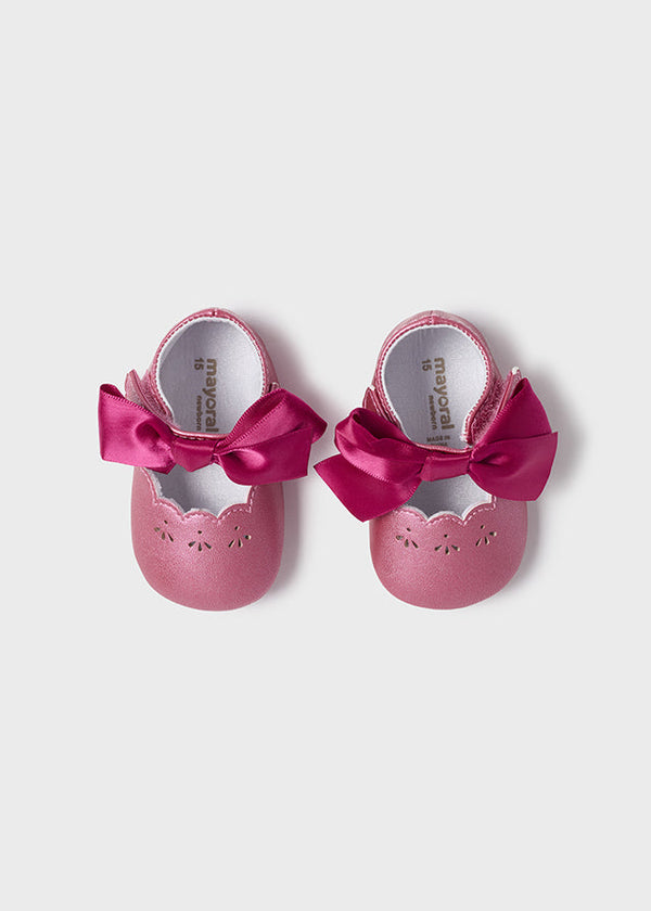 Mayoral Bow buckle shoes for newborn girl - Tulip rose Mayoral