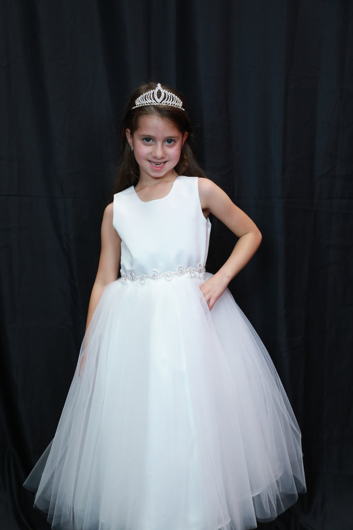 Elegant white satin girl dress, perfect for special events.